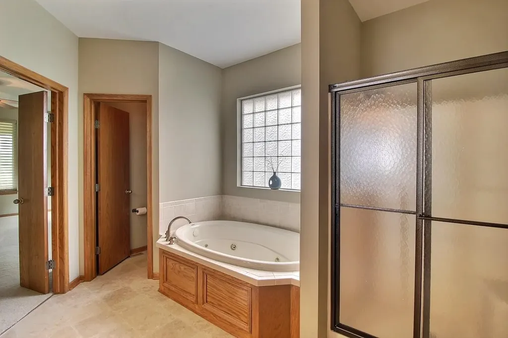 2300 N Sawgrass Circle Derby KS 67037