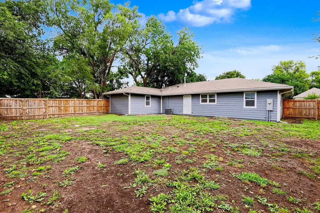 221 W Main Mount Hope KS 67108