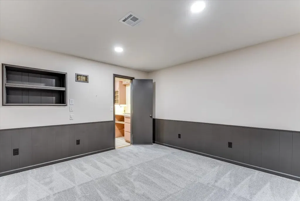 11304 W Douglas Wichita KS 67212
