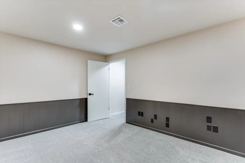11304 W Douglas Wichita KS 67212
