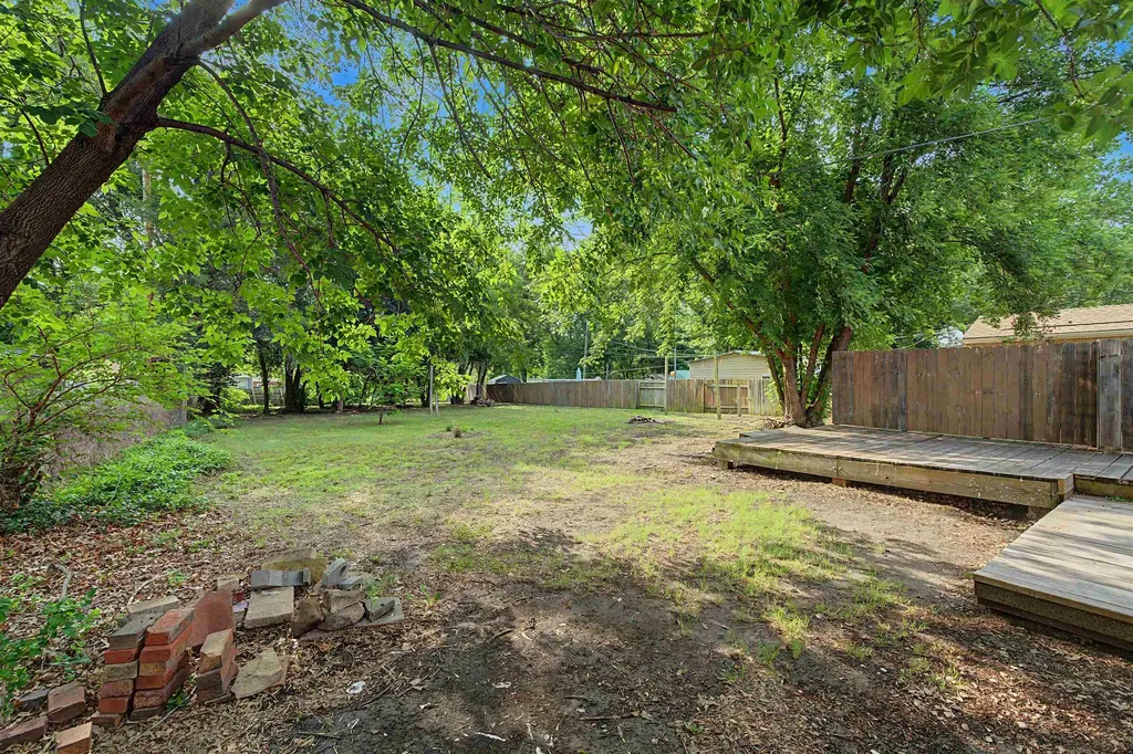 722 S Lightner Wichita KS 67218