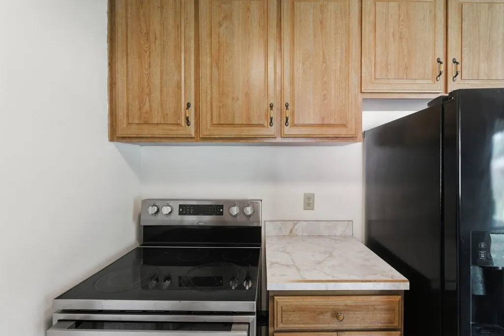 1651 S Windsor Wichita KS 67218