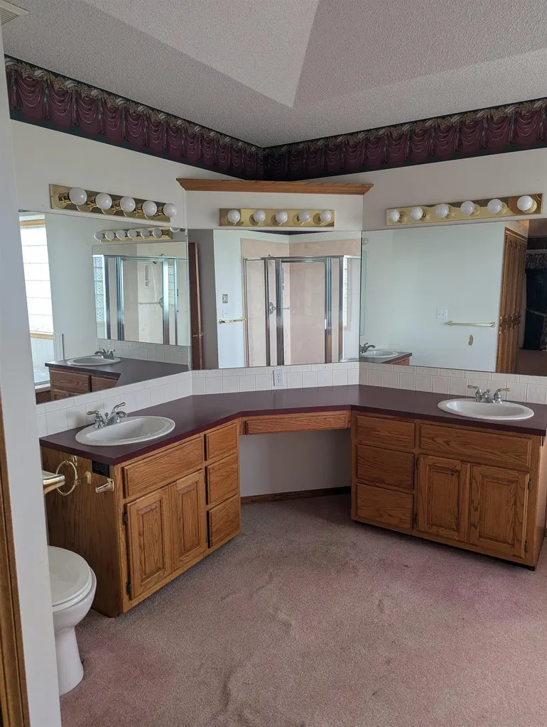 29705 W 21st N Garden Plain KS 67050