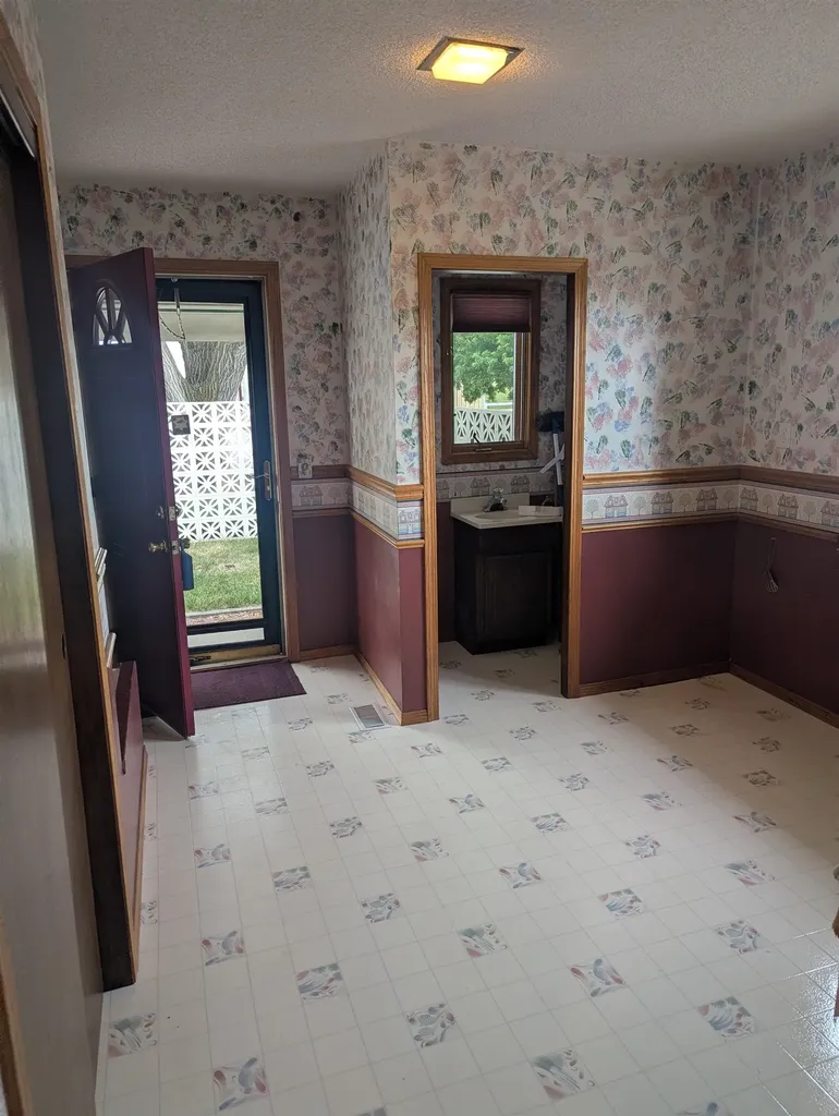 29705 W 21st N Garden Plain KS 67050