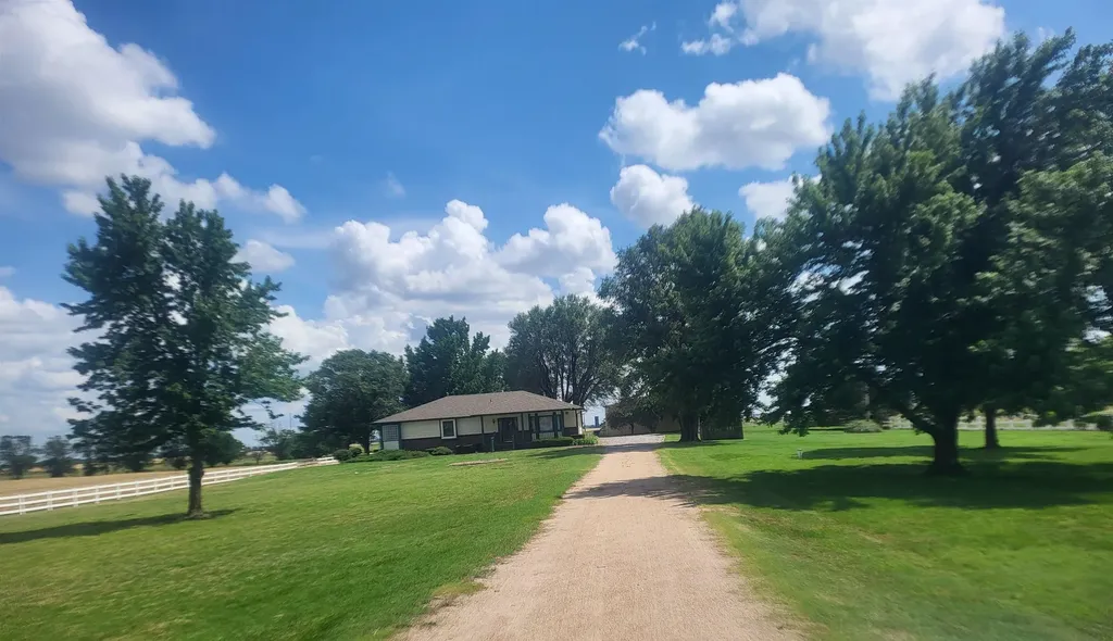 29705 W 21st N Garden Plain KS 67050