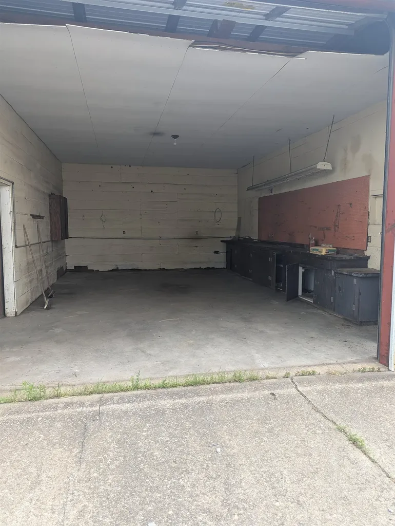 29705 W 21st N Garden Plain KS 67050