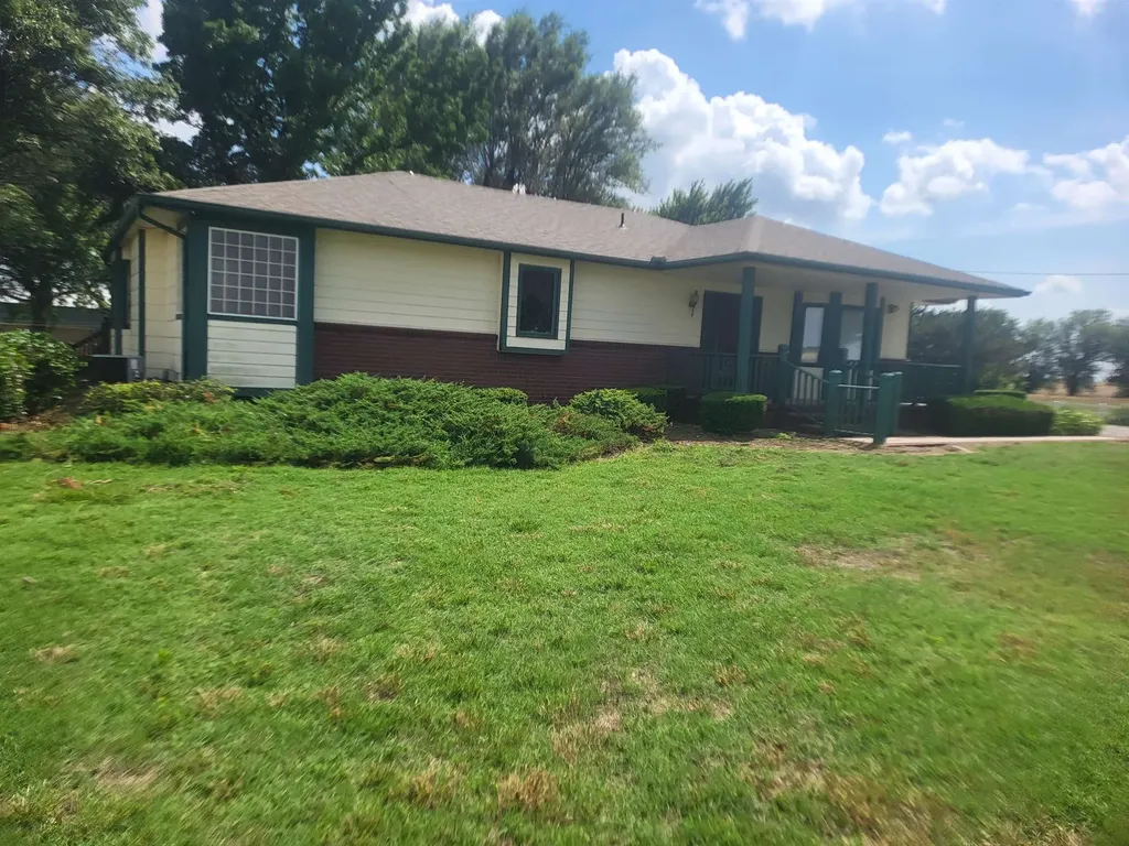 29705 W 21st N Garden Plain KS 67050