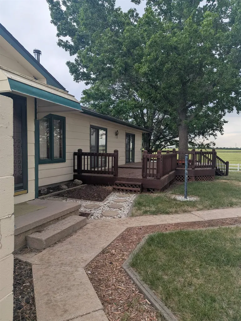 29705 W 21st N Garden Plain KS 67050