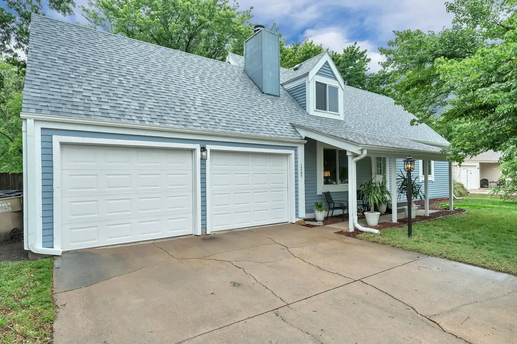 1209 Boyd Avenue Newton KS 67114