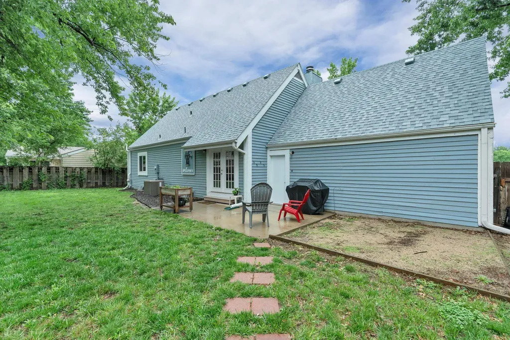 1209 Boyd Avenue Newton KS 67114