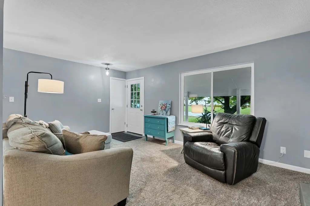 1209 Boyd Avenue Newton KS 67114