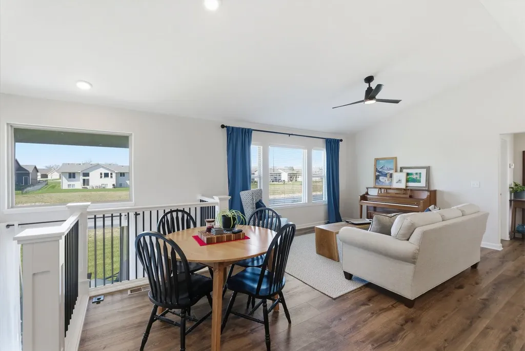 1709 N Thoroughbred Circle Wichita KS 67235