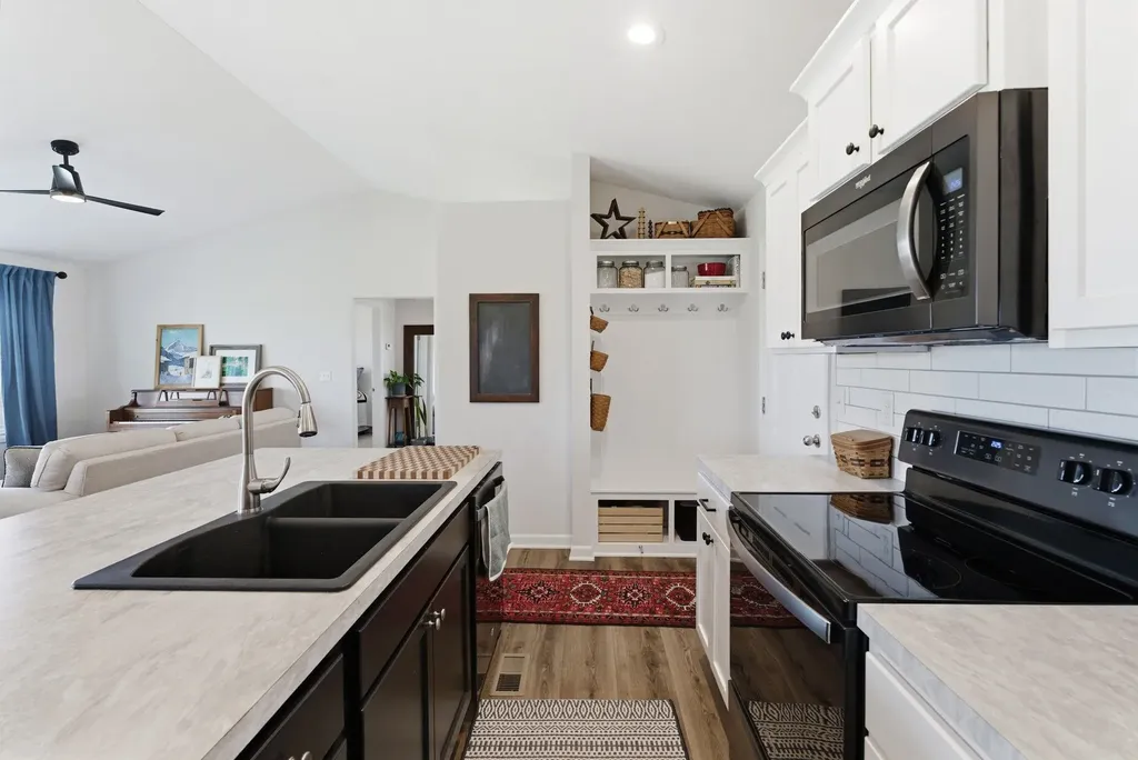 1709 N Thoroughbred Circle Wichita KS 67235