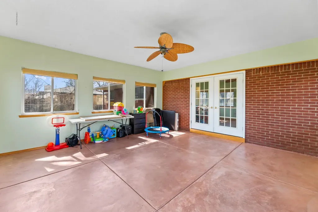 320 S 1st Avenue Clearwater KS 67026