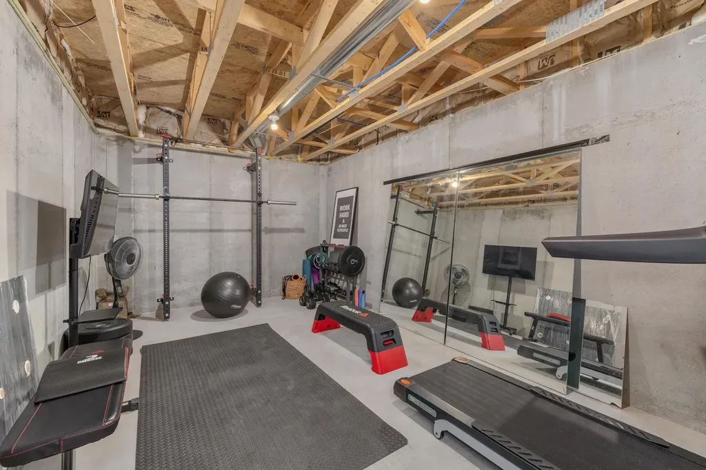 3140 N Pine Grove Circle Wichita KS 67205