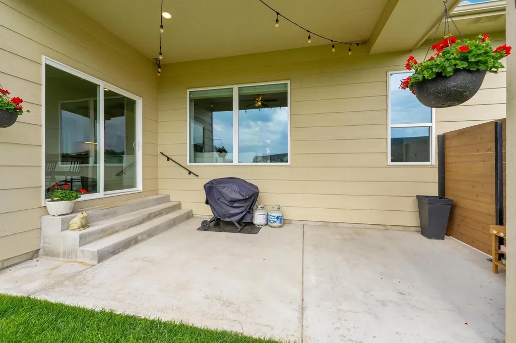 3140 N Pine Grove Circle Wichita KS 67205