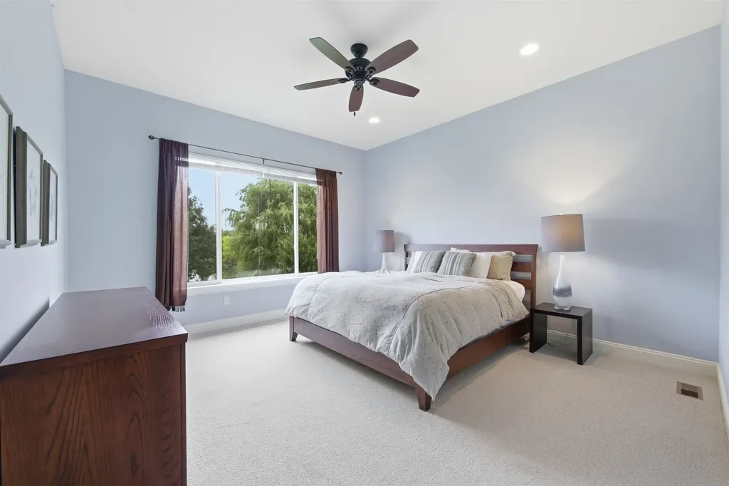 1813 N Wooddale Wichita KS 67230