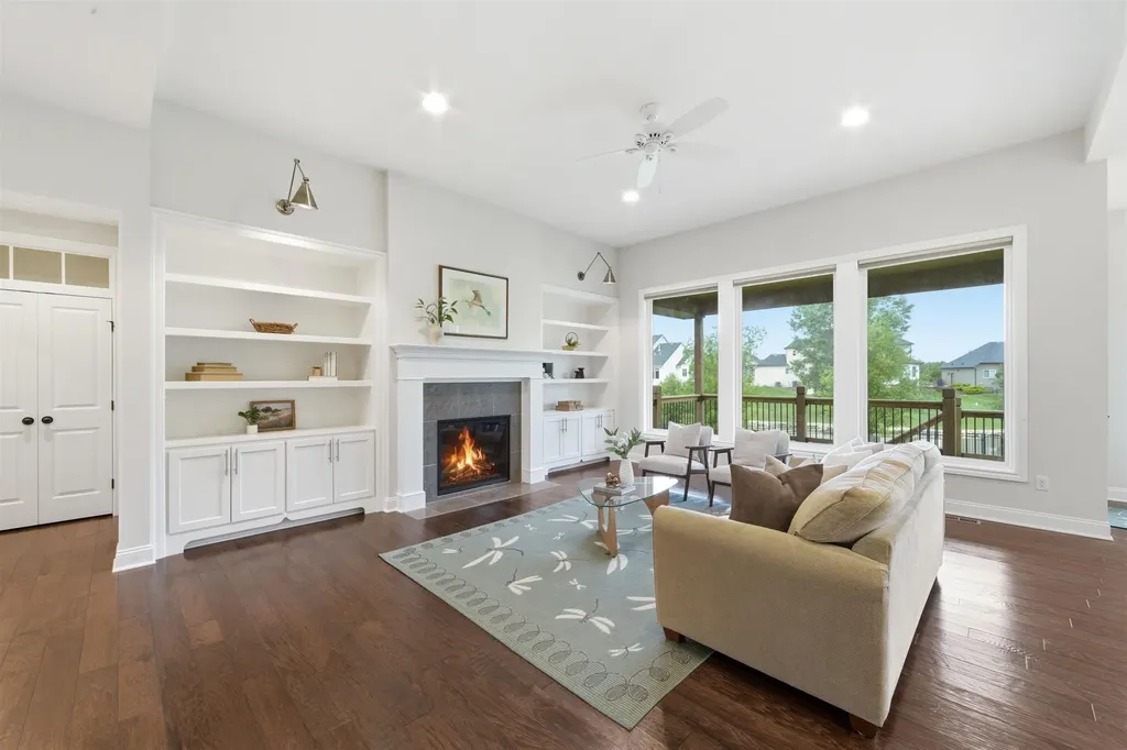 1813 N Wooddale Wichita KS 67230