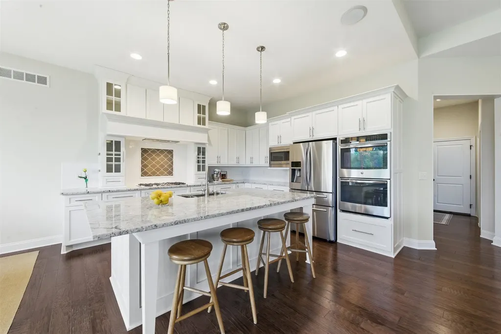 1813 N Wooddale Wichita KS 67230