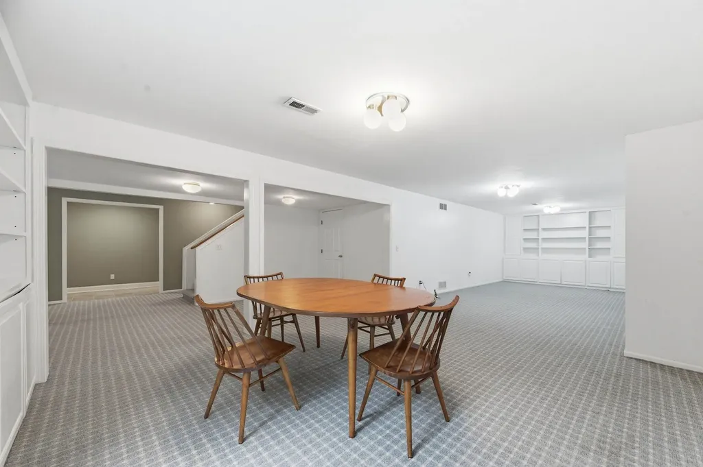 803 N Cypress Wichita KS 67206