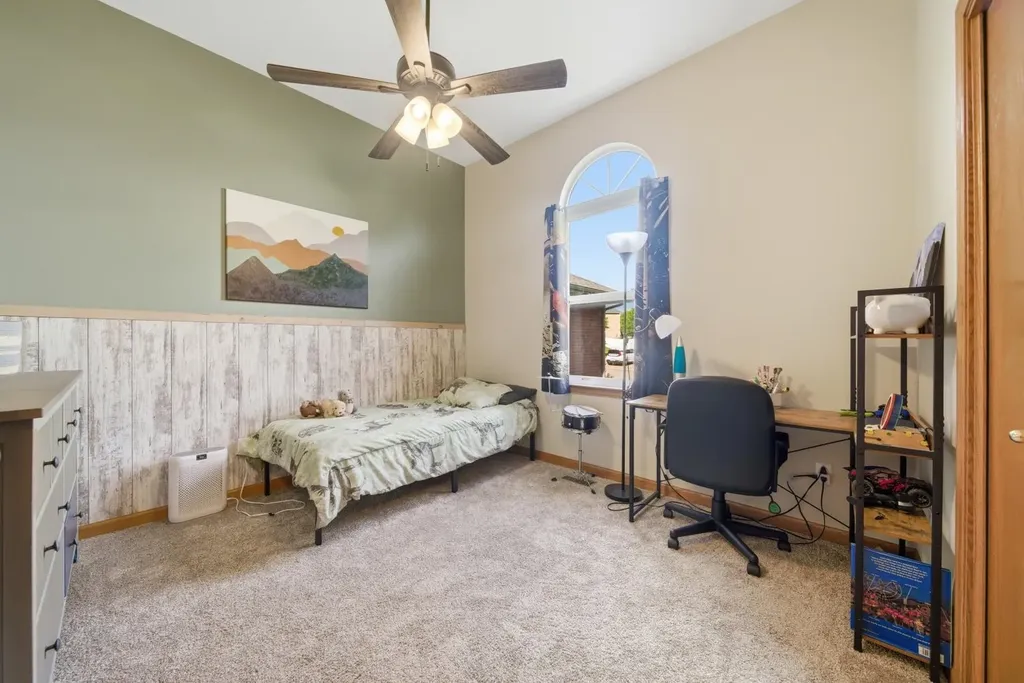 941 S Sandalwood Wichita KS 67230