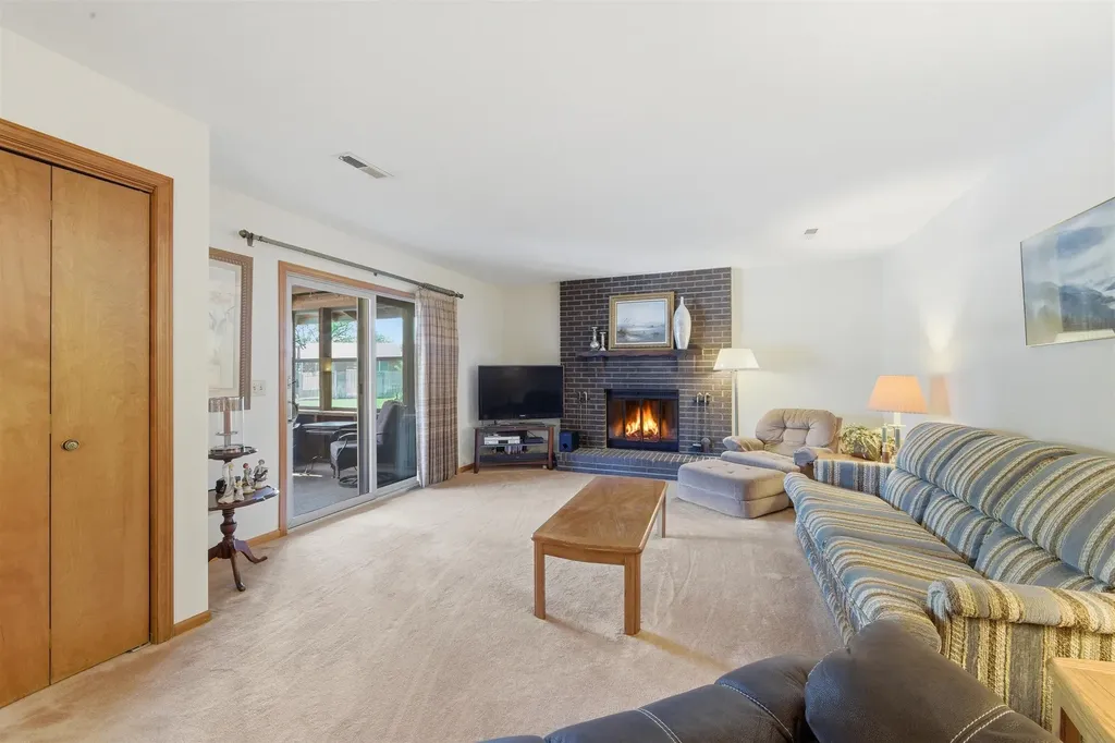 836 Trinity Court Newton KS 67114