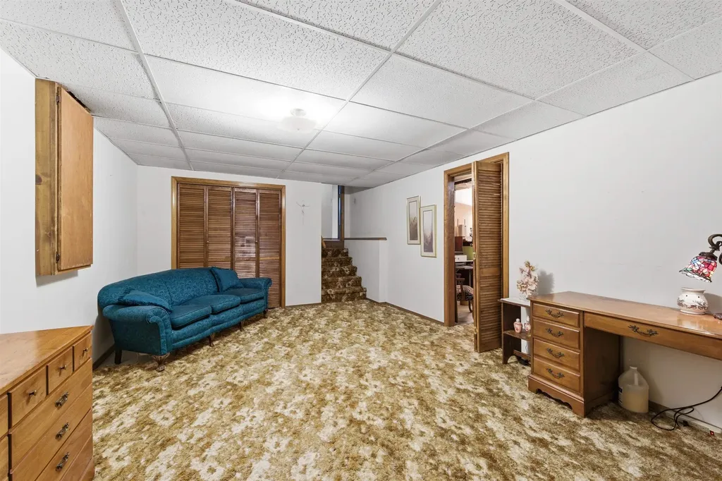 836 Trinity Court Newton KS 67114