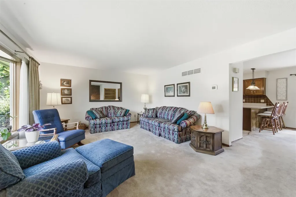 836 Trinity Court Newton KS 67114