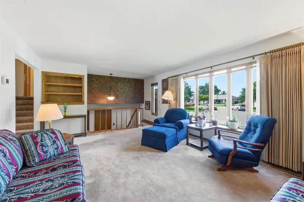 836 Trinity Court Newton KS 67114
