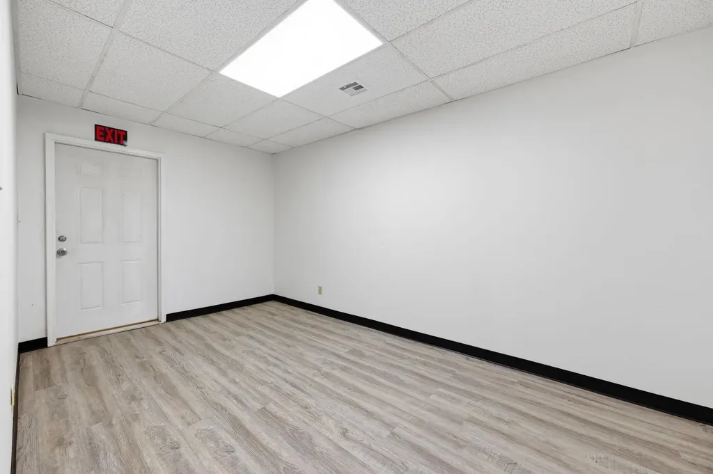 7530 N Broadway Haysville KS 67060