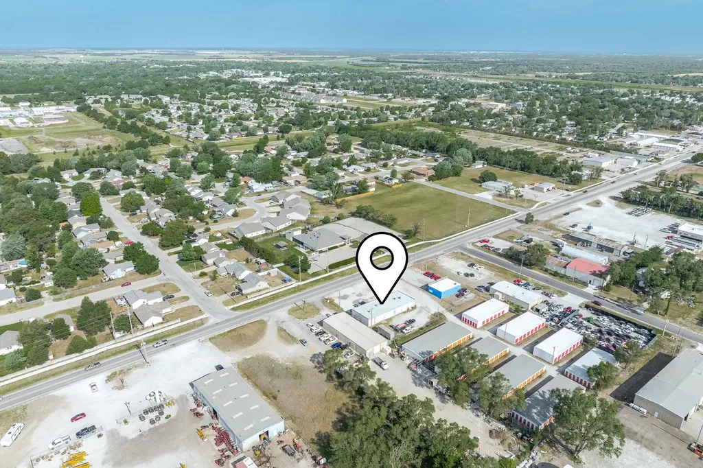 7530 N Broadway Haysville KS 67060
