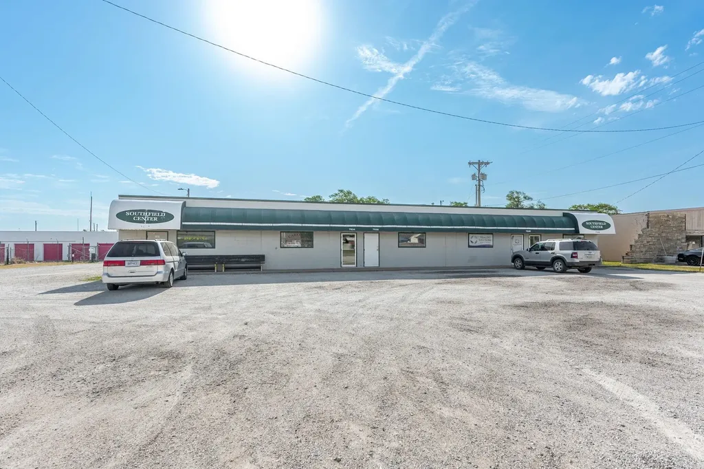 7530 N Broadway Haysville KS 67060