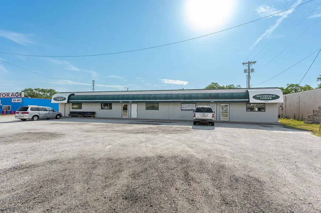7530 N Broadway Haysville KS 67060