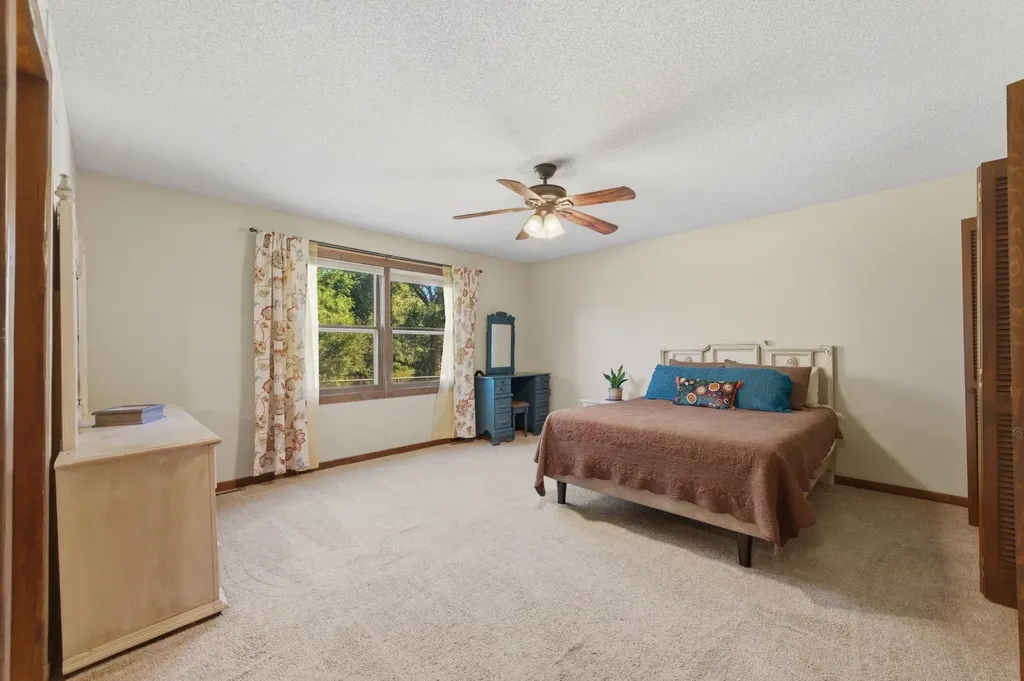 3261 N Hood Wichita KS 67204