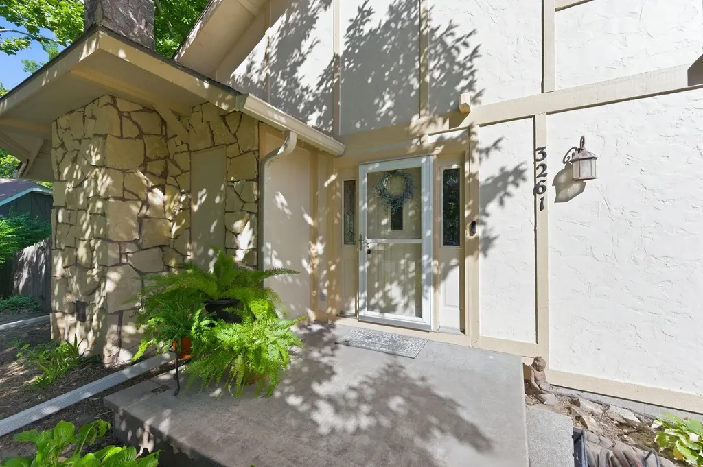 3261 N Hood Wichita KS 67204