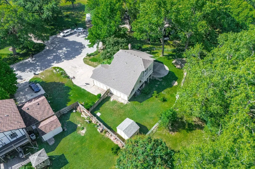 3261 N Hood Wichita KS 67204
