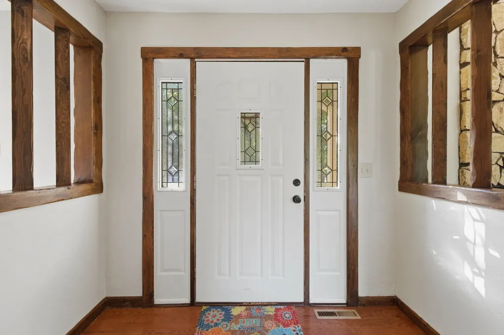 3261 N Hood Wichita KS 67204