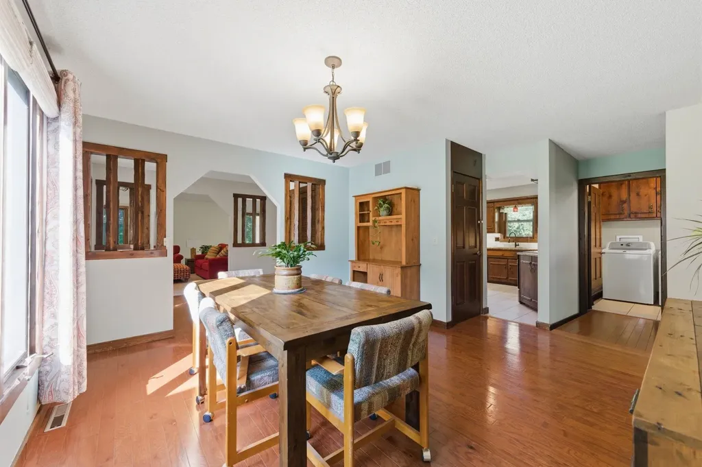 3261 N Hood Wichita KS 67204