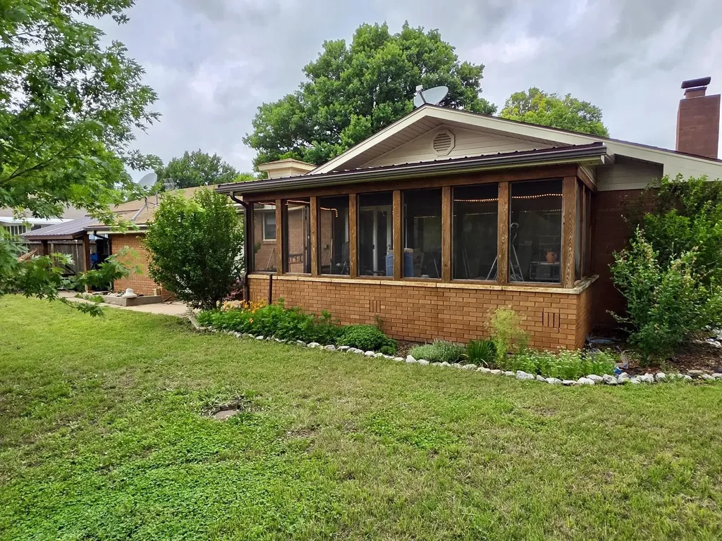 517 Hellar Avenue Clearwater KS 67026