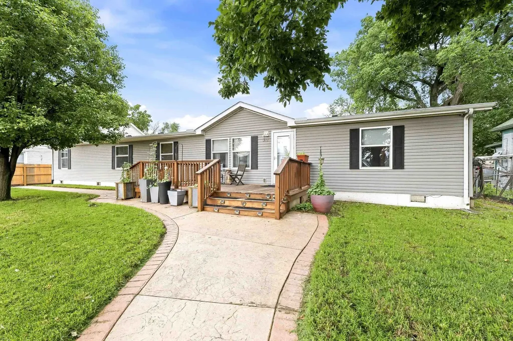 311 S Osage Wichita KS 67213