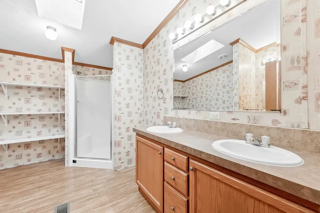 311 S Osage Wichita KS 67213