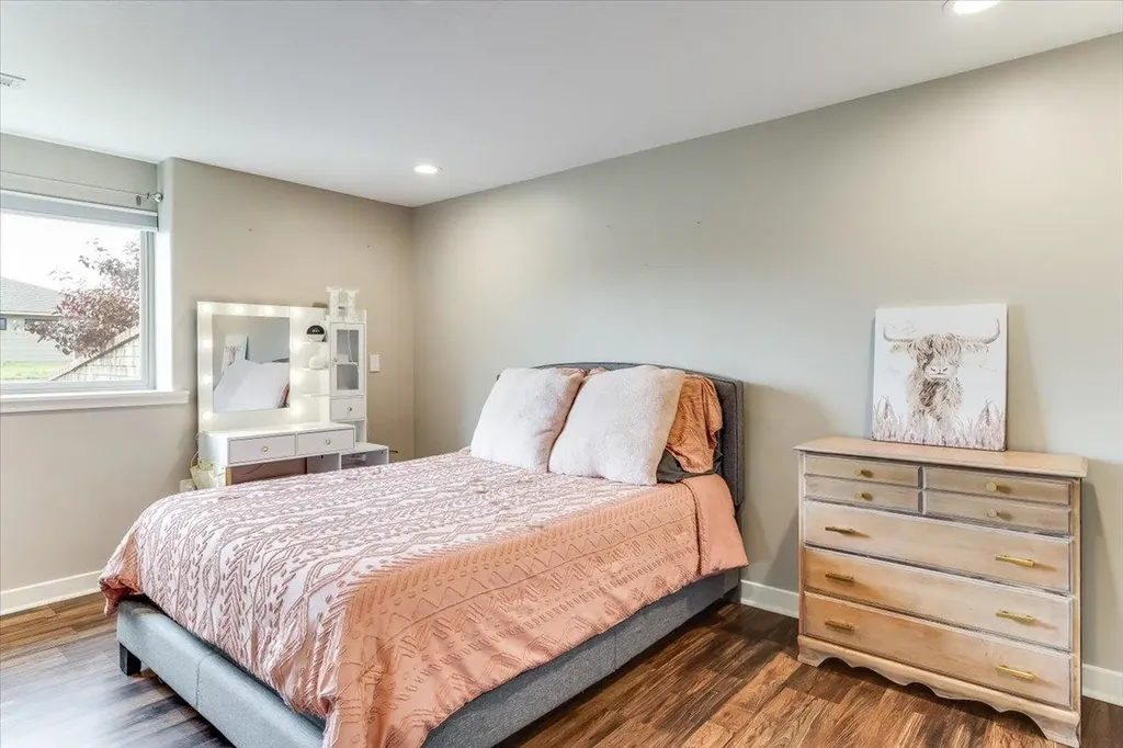2332 N Lakeview Court Andover KS 67002