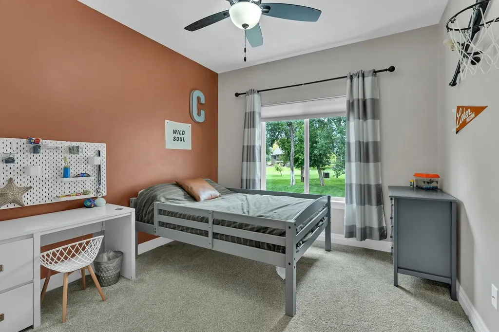 4502 N Ridge Port Wichita KS 67205