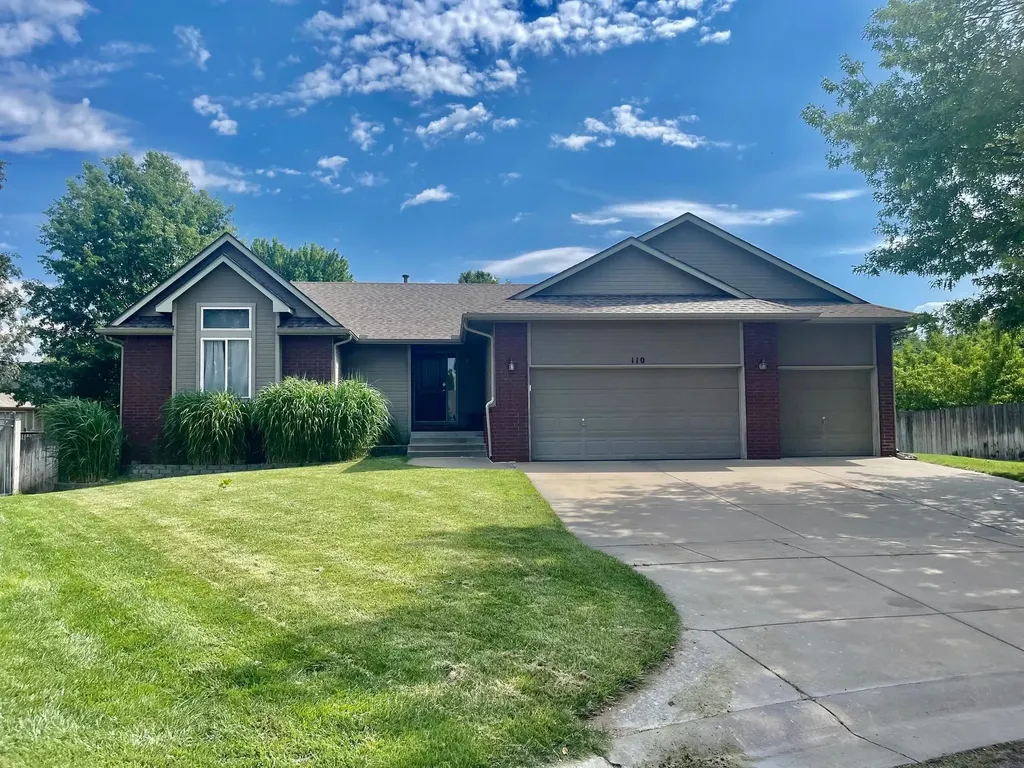 110 S Angela Circle Wichita KS 67235