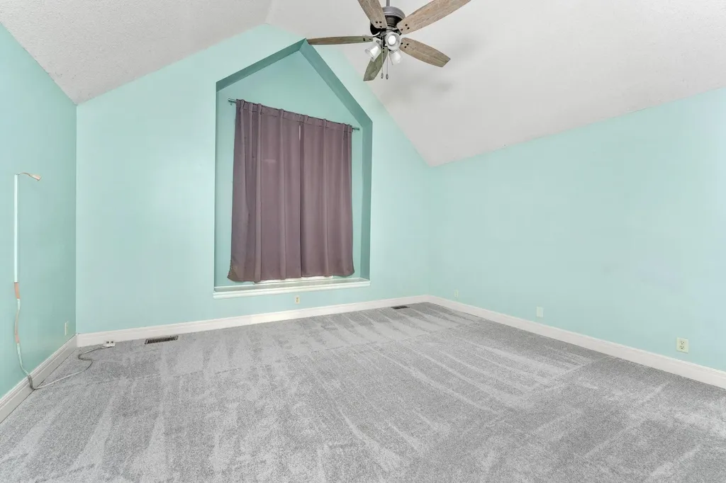 110 S Angela Circle Wichita KS 67235