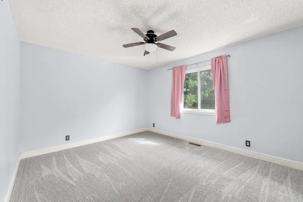 110 S Angela Circle Wichita KS 67235