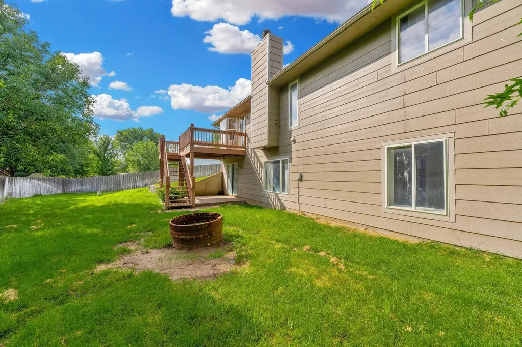 110 S Angela Circle Wichita KS 67235