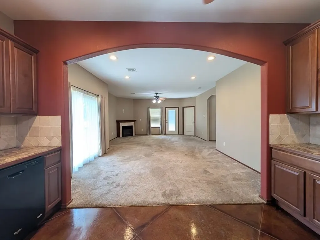 1307 N Hamilton Drive Derby KS 67037