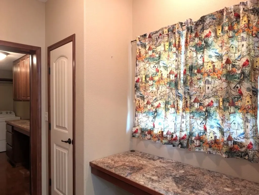 1307 N Hamilton Drive Derby KS 67037
