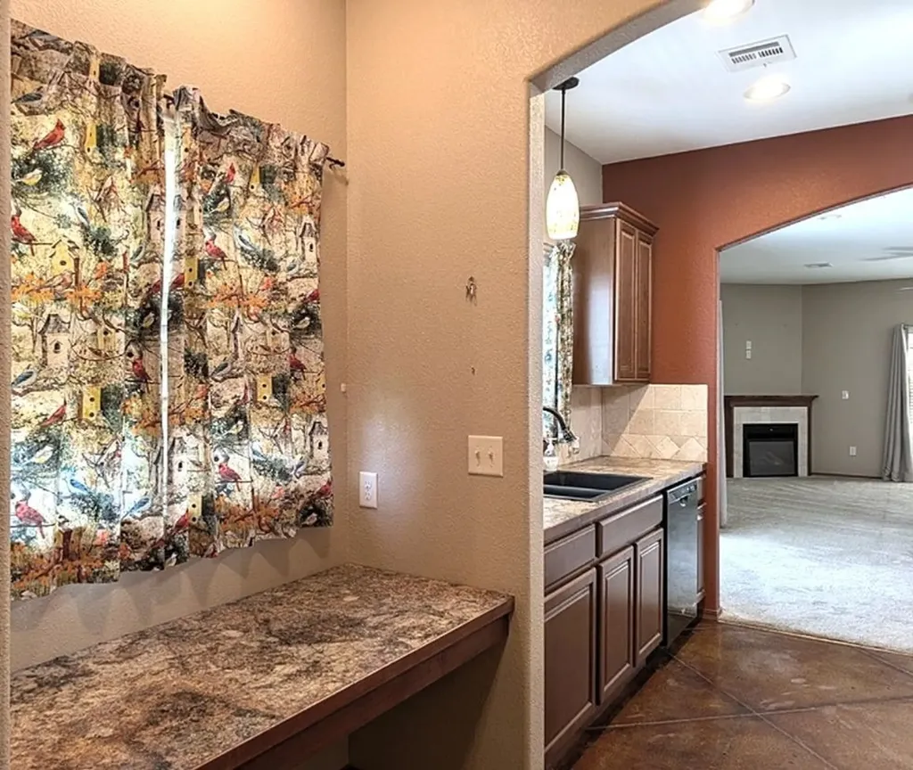 1307 N Hamilton Drive Derby KS 67037
